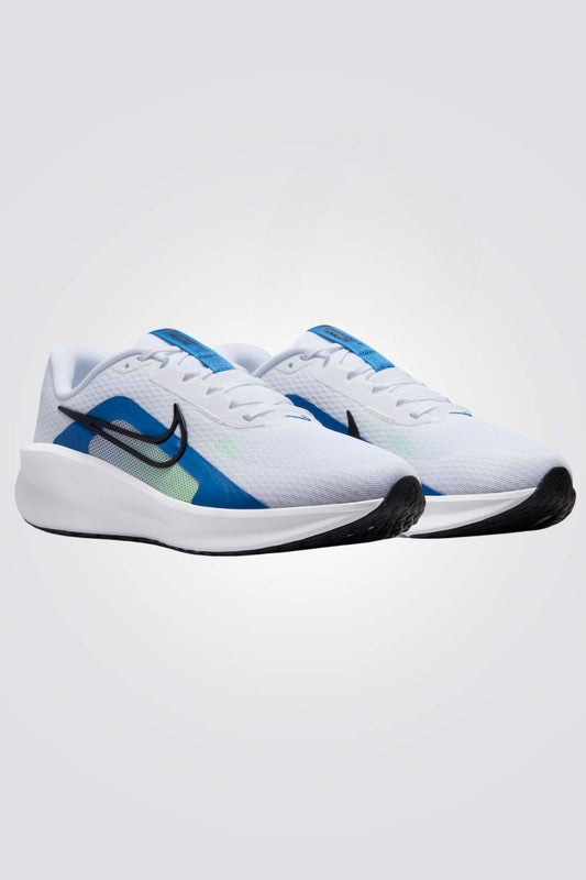 נעלי ספורט לגברים Downshifter 13 בצבע לבן כחול ושחור