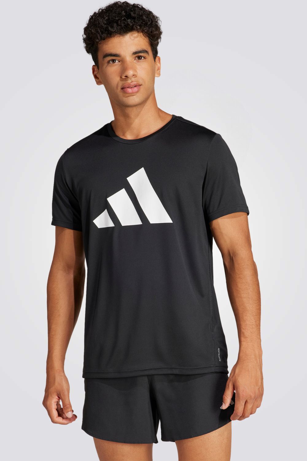 טישירט לגברים RUN IT בצבע שחור ולבן