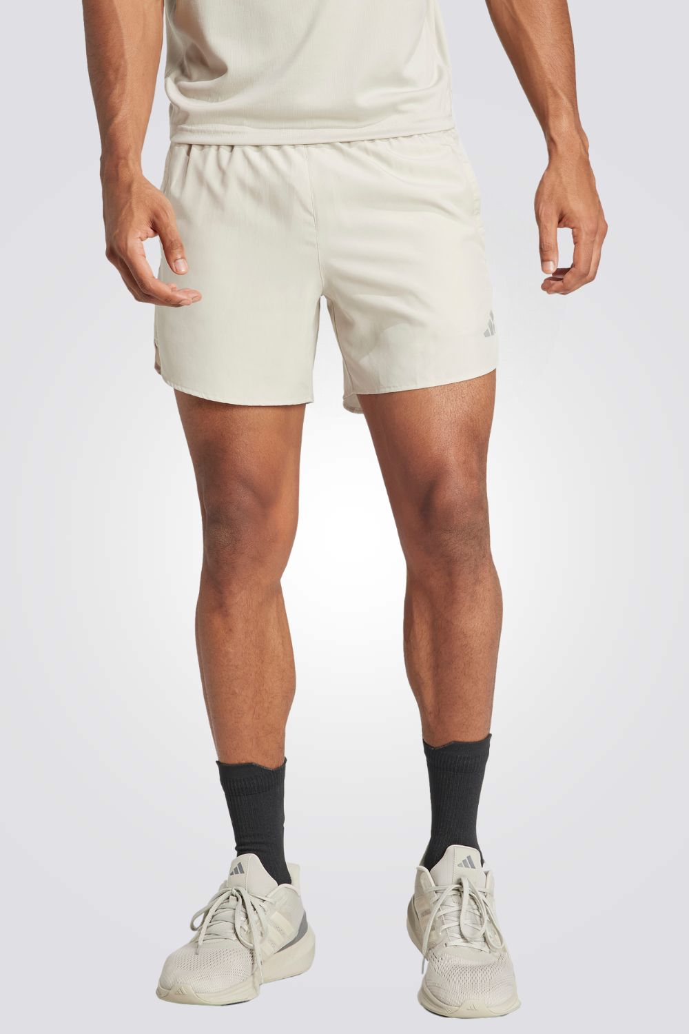 מכנסיים קצרים לגברים RUN IT SHORT בצבע בז'