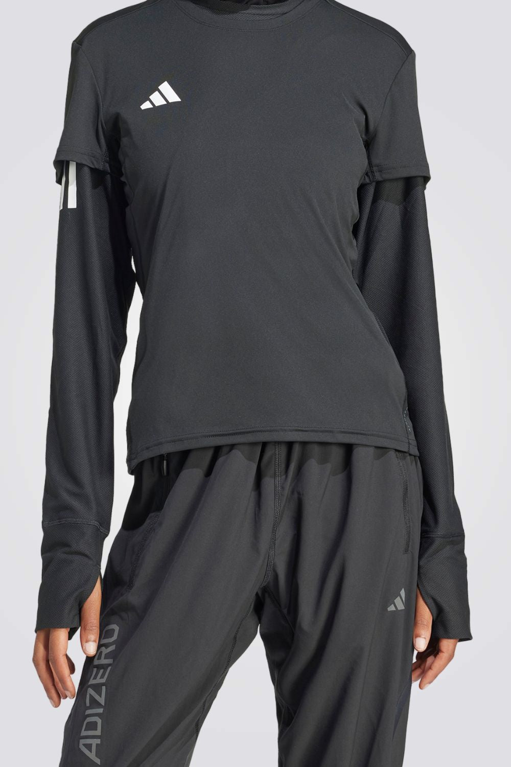 טישירט לנשים ADIZERO ESSENTIALS בצבע שחור