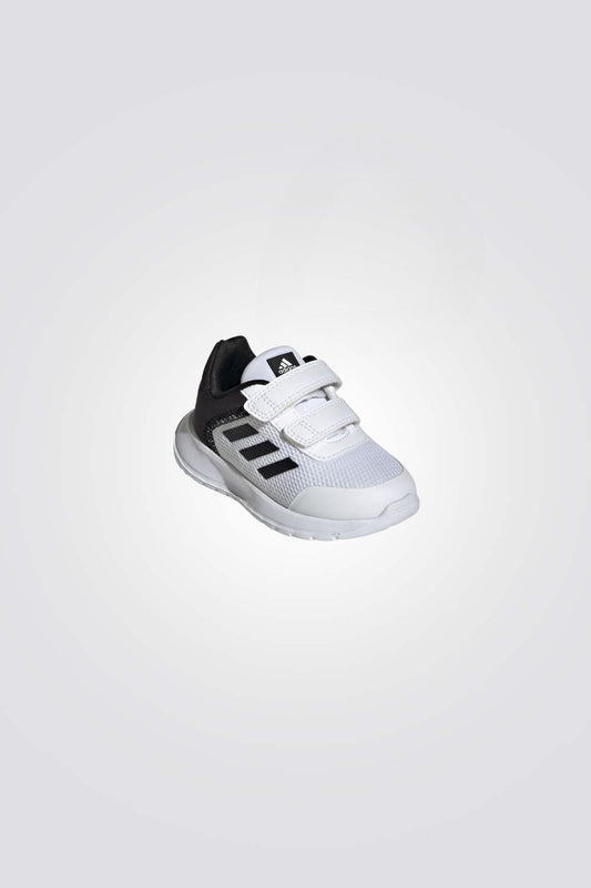 נעלי ספורט לילדים TENSAUR RUN  בצבע לבן ושחור