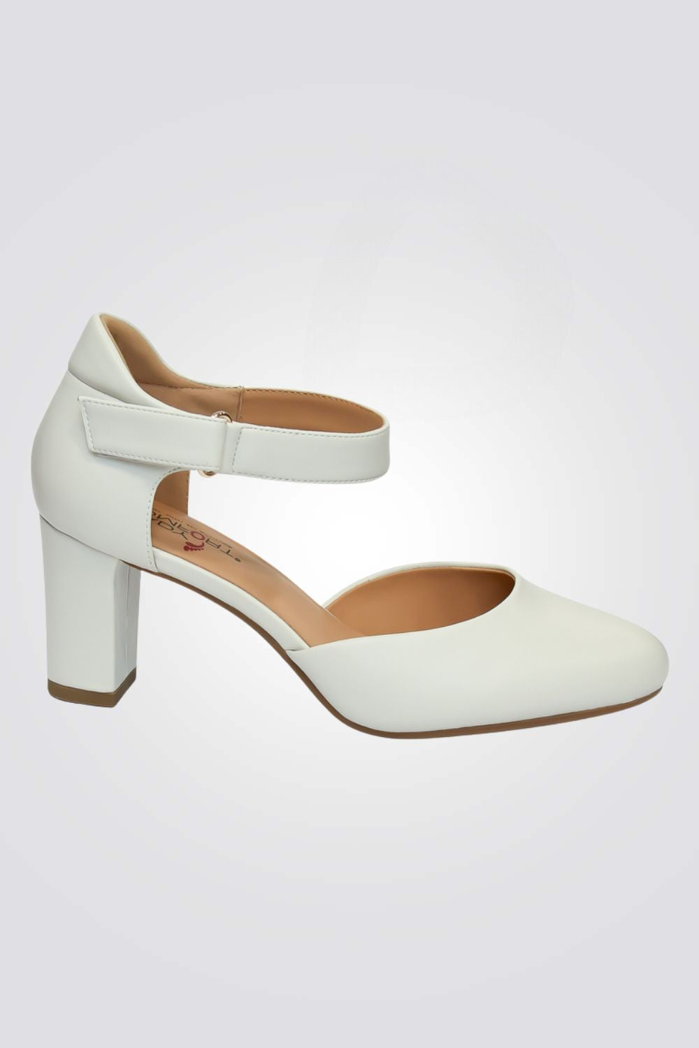 סנדלי עקב לנשים בצבע אופוויט