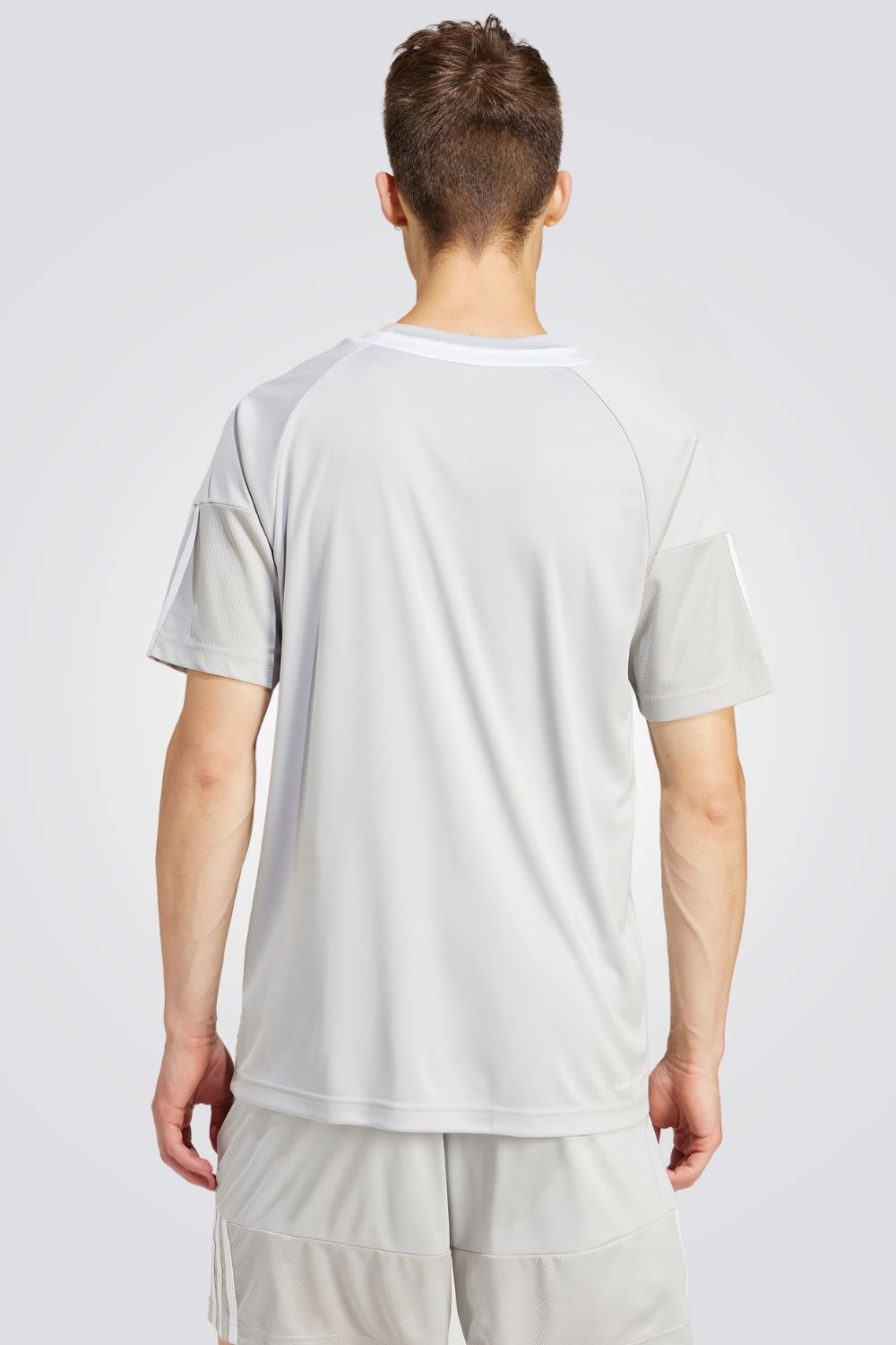 טישירט לגברים SERENO 3 STRIPES בצבע אפור ולבן