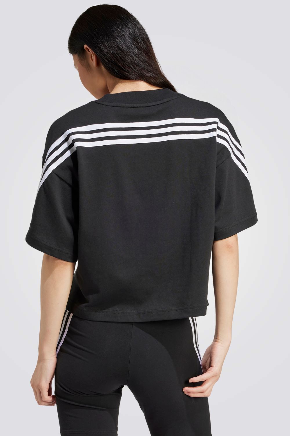 טישירט לנשים FUTURE ICONS 3-STRIPES בצבע שחור