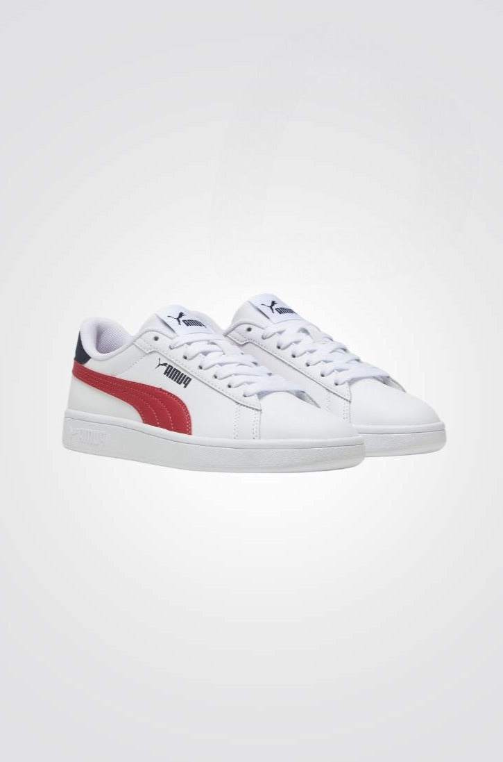 נעליים מבית המותג PUMA בעלות מדרס פנימי, שעוטף את הרגל והופך כל צעד לנוח ורך במיוחד, סולייה חיצונית שמספקת אחיזה מלאה בקרקע.