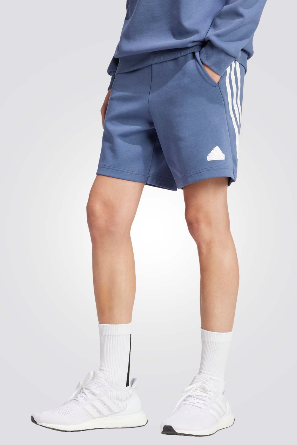 מכנסיים קצרים לגברים FUTURE ICONS 3-STRIPES בצבע כחול ולבן
