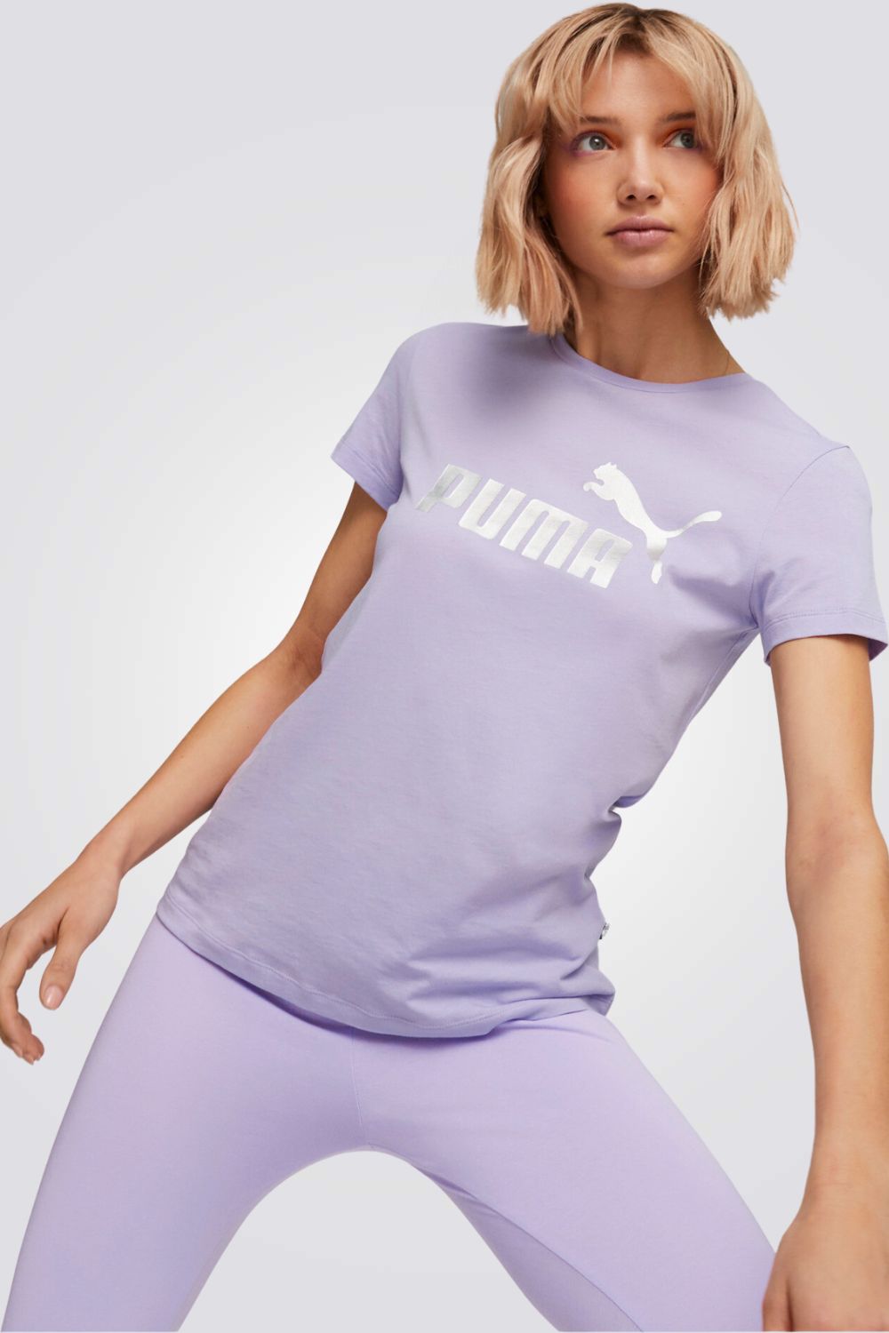 טישירט מבית המותג PUMA עשויה מבד נוח , משתלבת מעולה עם כל פריט לבוש שתבחרי לשים. הרכב בד : 100% כותנה