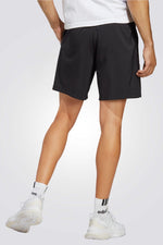 מכנסיים מבית המותג ADIDAS,עשויות מחומר מנדף זיעה ששומר על הגוף שלך מאורר לאורך היום. מותן אלסטית להתאמה מושלמת. כיסים צדדים לשמירה על החפצים שלך בדרך הטובה ביותר. הרכב בד : אריגה פשוטה של ​​100% פוליאסטר ממוחזר