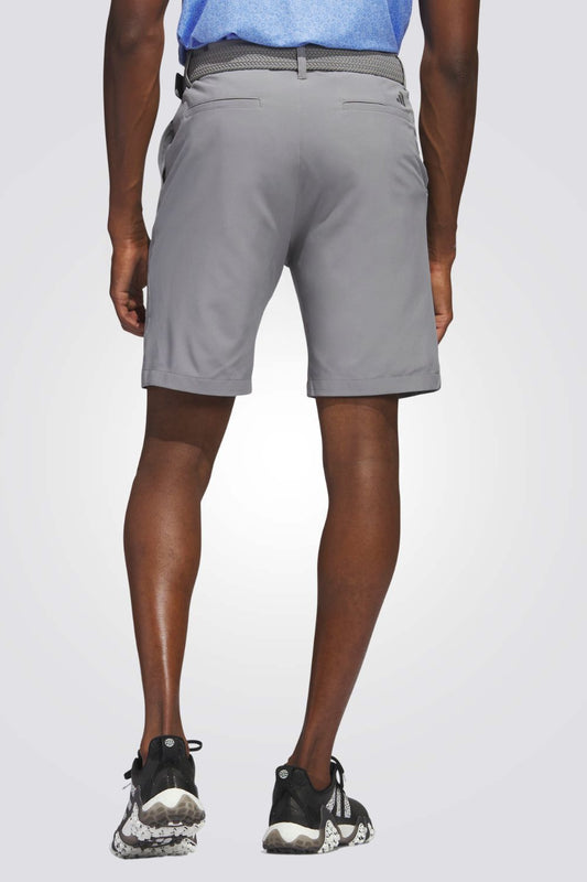 מכנסיים קצרים לגברים ULTIMATE365 8.5-INCH בצבע אפור