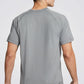 חולצה מבית המותג NIKE, עשויה מבד מנדף זיעה ששומר על הגוף שלך מאורר לאורך האימון. - 2