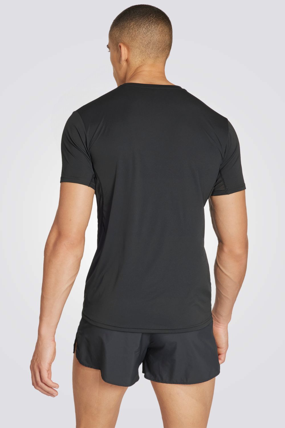 טישירט לגברים ADIZERO ESSENTIALS RUNNING בצבע שחור ולבן