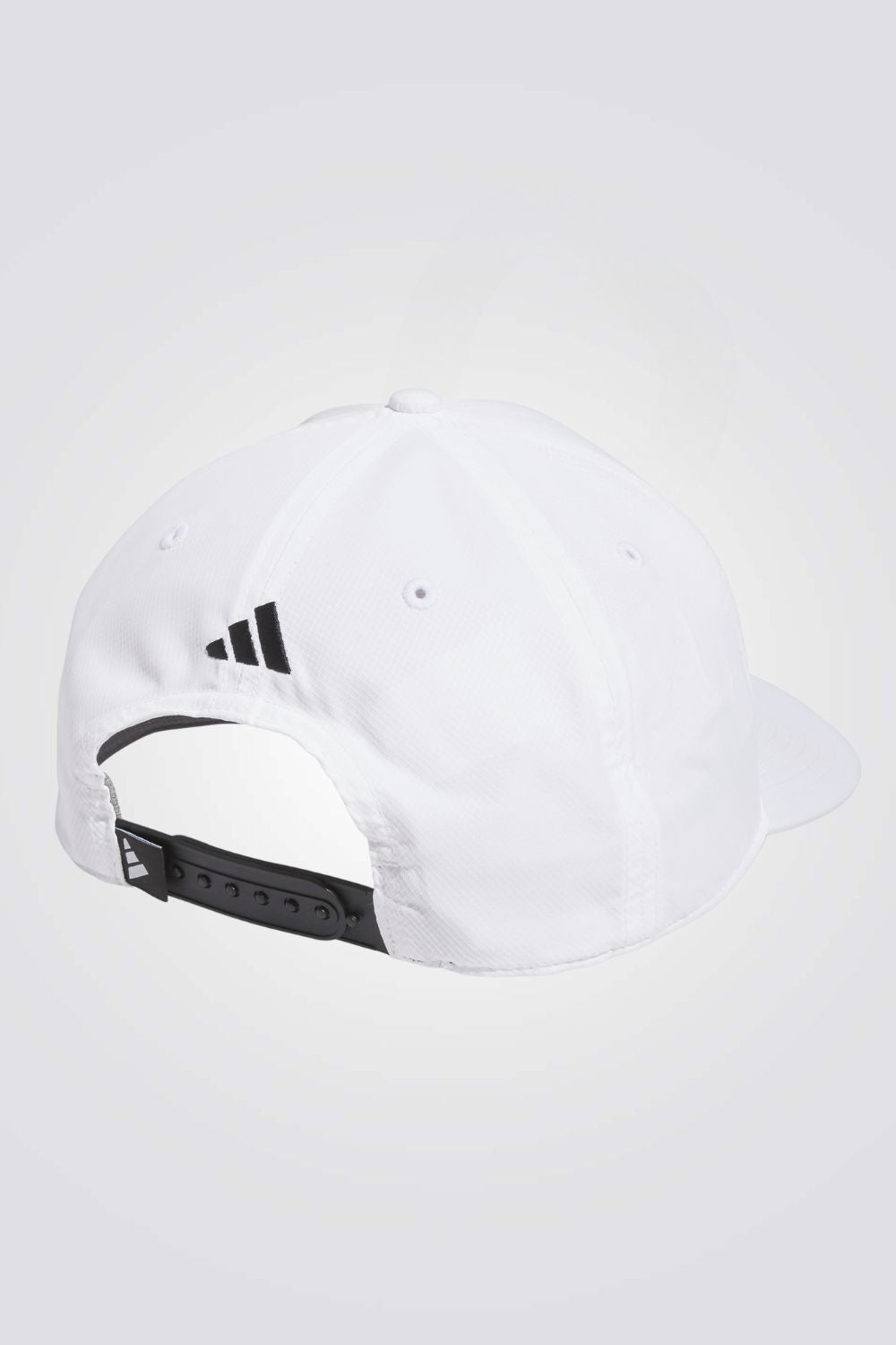 כובע מבית המותג ADIDAS, בעל רצועות מנדפות זיעה ששומרות עלייך מאורר לאורך היום.