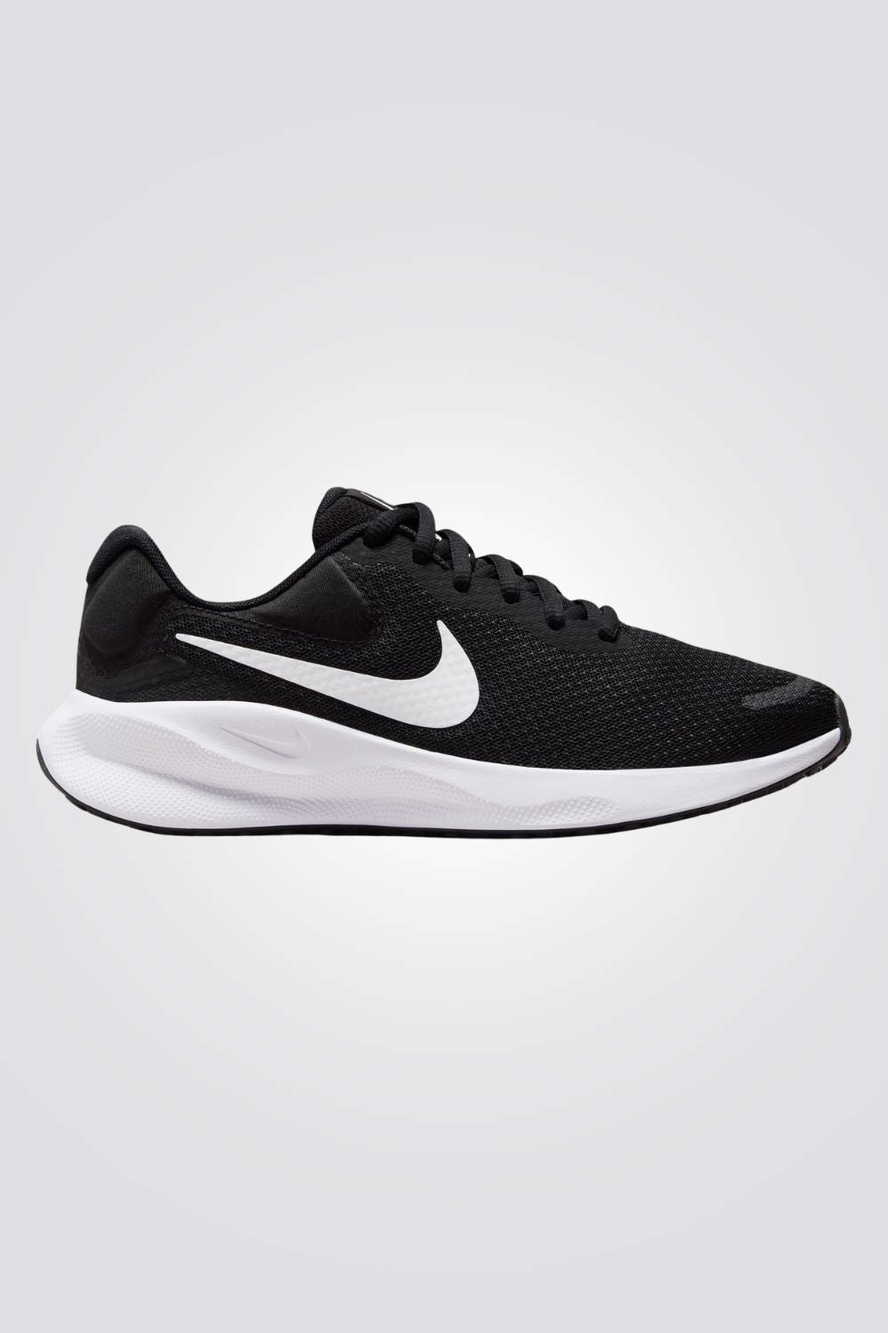 נעליים מבית המותג NIKE בעלות מדרס פנימי רך במיוחד שעוטף את הרגל בנוחות בלתי מתפשרת. סולייה חיצונית עמידה שמספקת אחיזה מלאה בקרקע. 