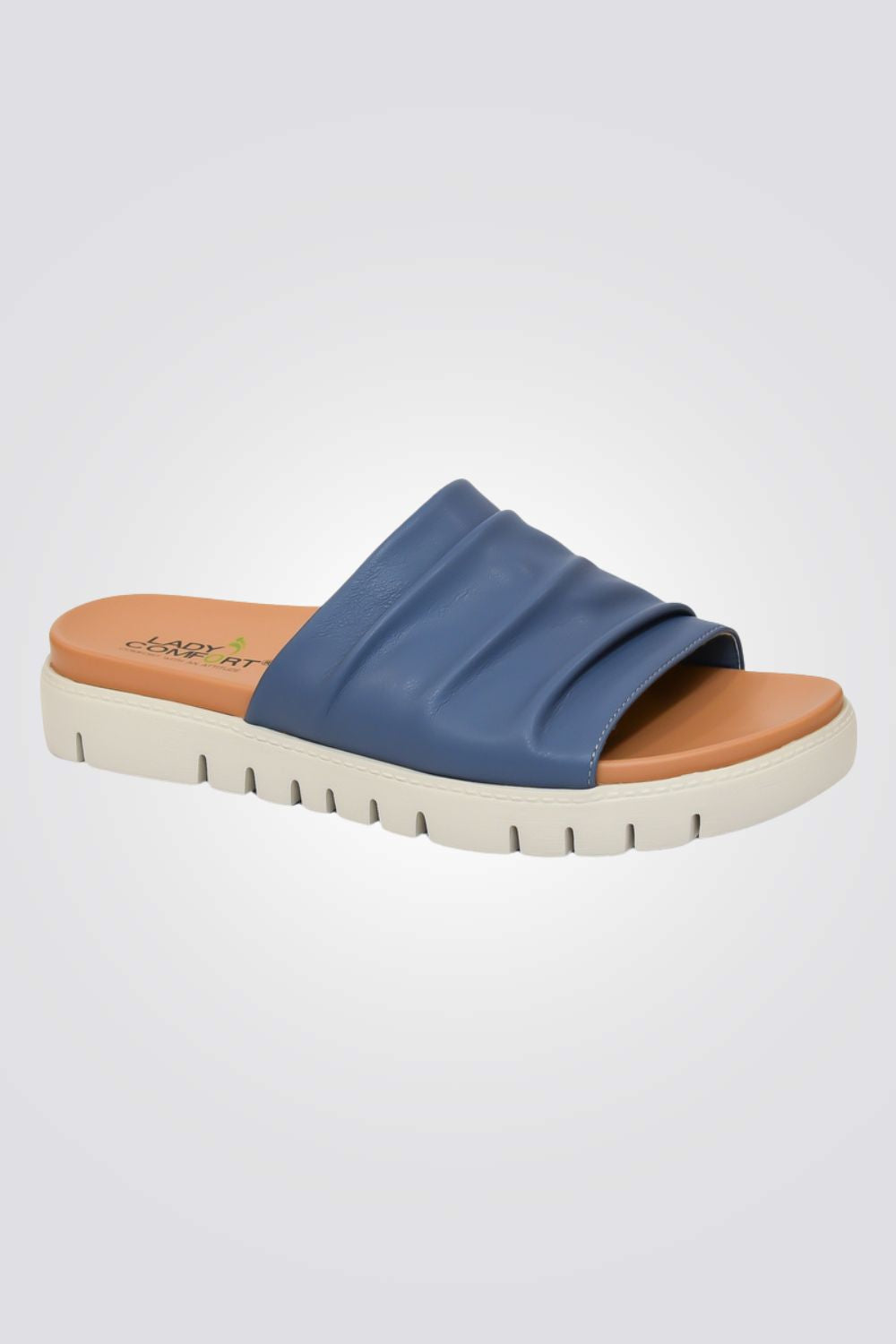 כפכפים מבית המותג LADY COMFORT בעלות מדרס פנימי רך במיוחד שעוטף את הרגל בנוחות בלתי מתפשרת. סולייה חיצונית עמידה שמספקת אחיזה מלאה בקרקע.