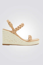 סנדלים מבית המותג CALL IT SPRING , בעלות מדרס פנימי רך במיוחד שעוטף את הרגל בנוחות בלתי מתפשרת. סגירת אבזם להתאמה מושלמת