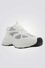 נעליים מבית המותג CALL IT SPRING , בעלות מדרס פנימי רך במיוחד שעוטף את הרגל בנוחות בלתי מתפשרת.