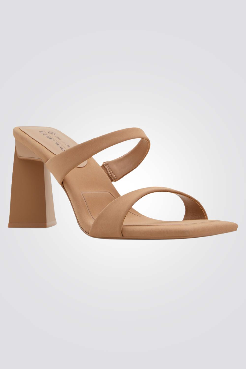 נעליים מבית המותג CALL IT SPRING , בעלות מדרס פנימי רך במיוחד שעוטף את הרגל בנוחות בלתי מתפשרת.