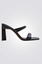 נעליים מבית המותג CALL IT SPRING , בעלות מדרס פנימי רך במיוחד שעוטף את הרגל בנוחות בלתי מתפשרת.