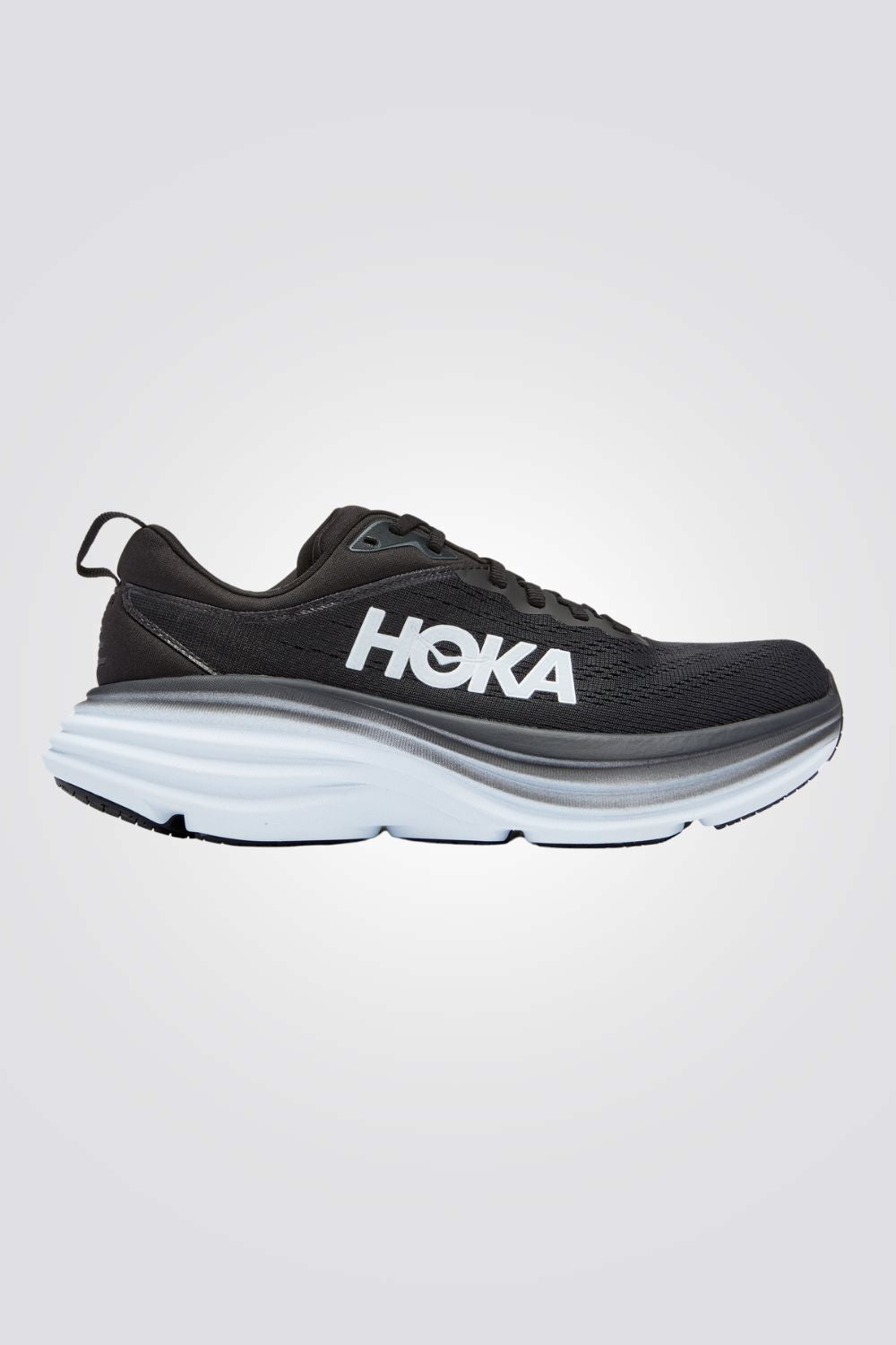 נעליים מבית המותג HOKA בעלות מדרס פנימי רך במיוחד שעוטף את הרגל בנוחות בלתי מתפשרת. סולייה חיצונית עמידה בתוספת בולם זעזועים, שמספקת אחיזה מלאה בקרקע.