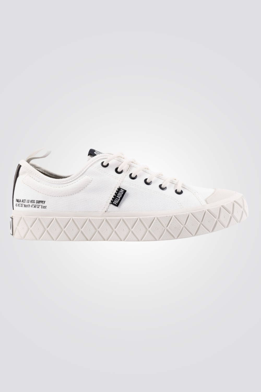 נעליים מבית המותג PALADIUM בעלות מדרס מיוחד , שהופך את ההליכה לנוחה במיוחד לאורך כל היום, קלות משקל ונוחות במיוחד. היחידות שיכולות להתמודד עם אתגרי היומיום