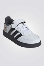 נעליים מבית המותג ADIDAS , בעלות מדרס פנימי שמעניק נוחות מירבית ועוטף את הרגל מבפנים לאורך כל היום. סולייה חיצונית מגומי שמספקת אחיזה מלאה בקרקע. רצועה קדמית בסגירת סקוטש להתאמה מושלמת