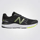 נעליים מבית המותג NEW BALANCE, בעלת מדרס נוח במיוחד שמספק מעטפת של רכות לאורך כל היום. סולייה חיצונית עם חריצים שמספקים איורור ומעניקים תחושה רכה מתחת לרגל לאורך כל היום. - 1