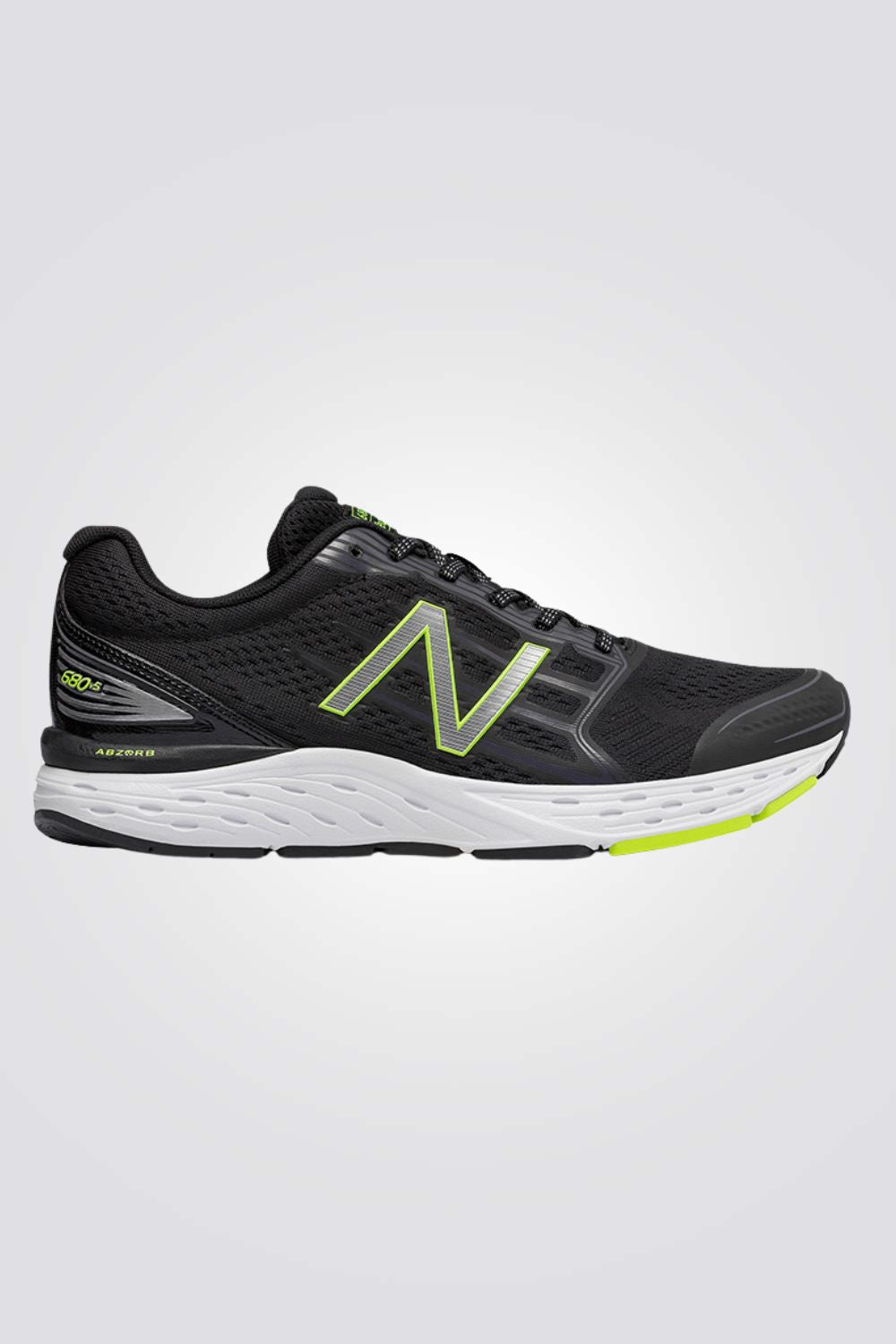 נעליים מבית המותג NEW BALANCE, בעלת מדרס נוח במיוחד שמספק מעטפת של רכות לאורך כל היום. סולייה חיצונית עם חריצים שמספקים איורור ומעניקים תחושה רכה מתחת לרגל לאורך כל היום.