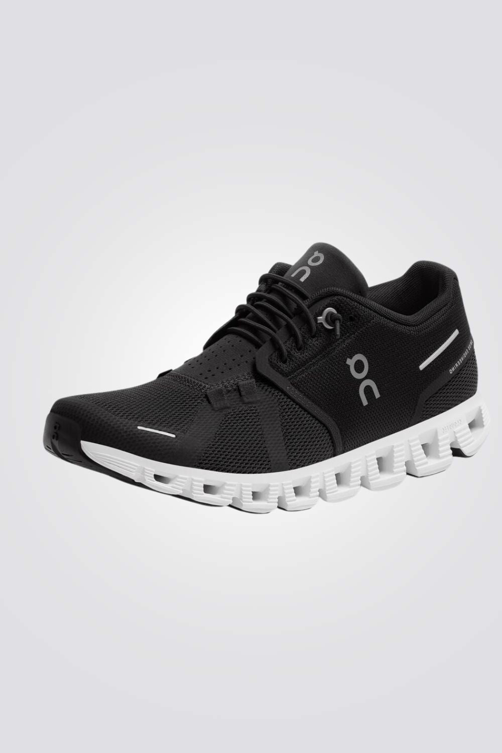 נעלי ספורט לנשים Cloud 5 בצבע שחור ולבן