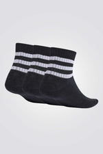 גרביים מבית המותג ADIDAS, עשויות בד רך ונוח . בעלות תמיכה בקשת שמספקות אחיזה מלאה ברגל בצורה מלאה.