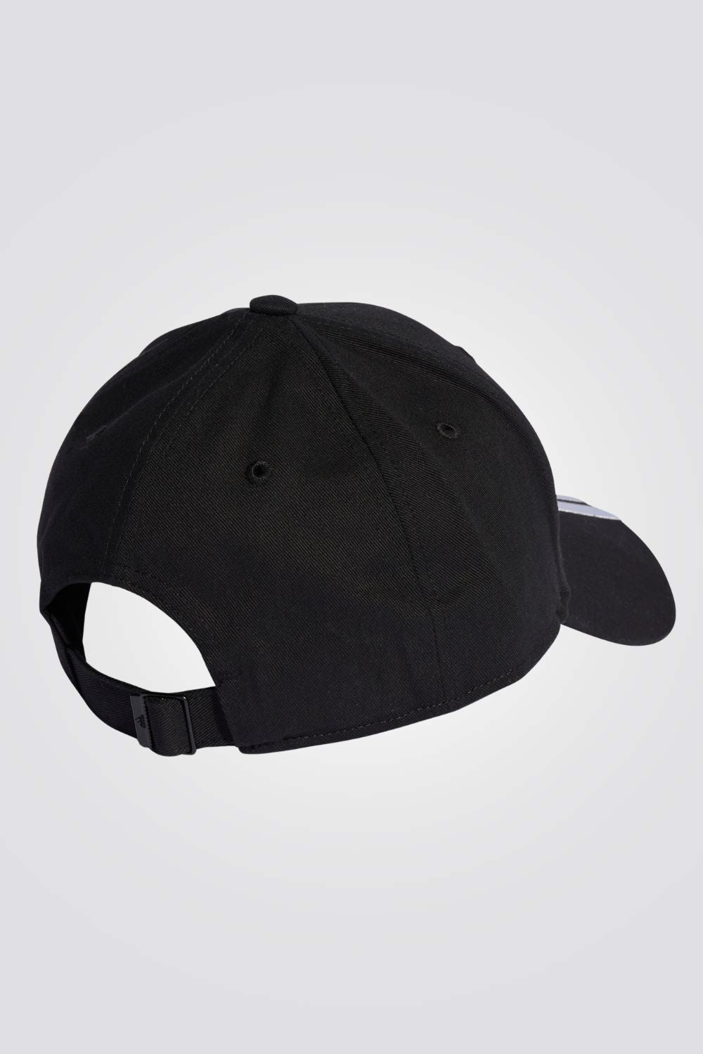 כובע מבית המותג ADIDAS, בעל רצועה אחורית מתכוננת להתאמה מושלמת