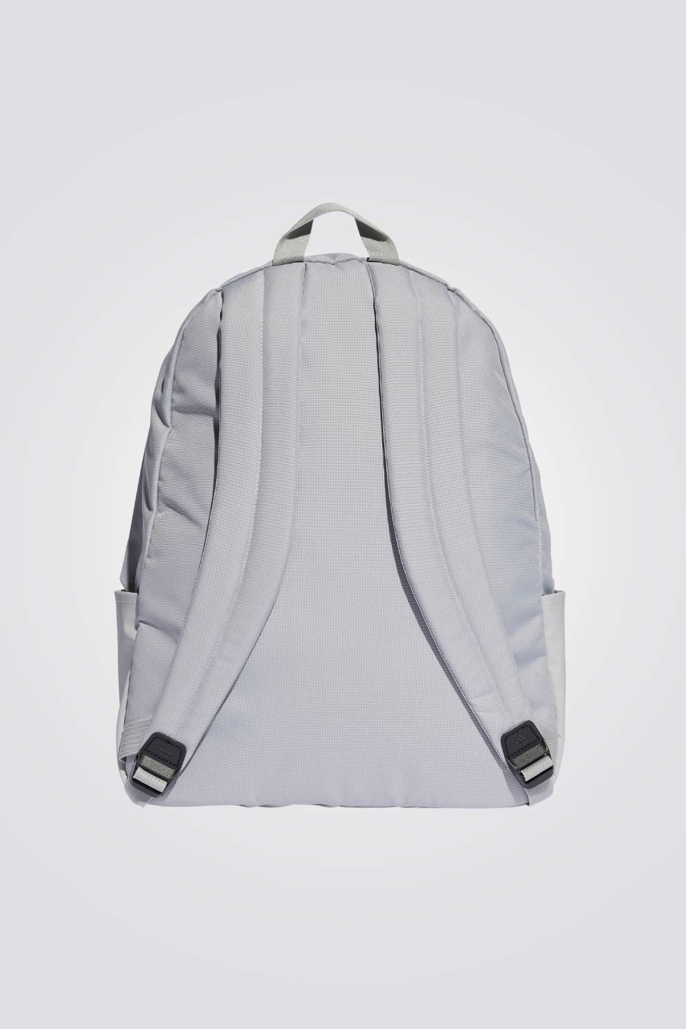 תיק מבית המותג ,ADIDAS בעל תא איחסון גדול , תא גדול לאיחסון מרווח בסגירת רוכסן לשמירה בטוחה של הפריטים שלך. רצועות מתכוננות להתאמה מושלמת וכיסים צדדים ששומרים על החפצים החשובים שלך בצורה נוחה ובהישג יד ומספקים מקום גם לבקבוק מים. מוצר זה עשוי עם לפחות 50% חומרים ממוחזרים. על ידי שימוש חוזר בחומרים שכבר נוצרו, אנחנו עוזרים להפחית את הפסולת ואת ההסתמכות שלנו על משאבים מוגבלים ולהפחית את טביעת הרגל של המוצרים שאנחנו מייצרים. נפח: 27.5L מידות: 15 ס"מ על 36 ס"מ על 44 ס"מ