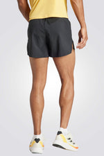 מכנסיים מבית המותג ADIDAS, עשוים מבד מנדף זיעה ששומר על הגוף שלך מאורר לאורך כל האימון. מותניים אלסטיות עם שרוך להתאמה מושלמת. כיס פנימי קטן לאיחסון של כרטיס אשראי.מיוצר מסדרה של חומרים ממוחזרים, מוצר זה מייצג רק אחד מהפתרונות שלנו כדי לעזור לסיים את פסולת הפלסטיק.