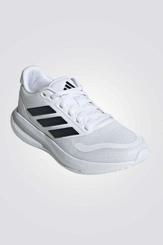 נעליים מבית המותג ADIDAS, בעלות מדרס פנימי בטכנולוגית Cloudfoam  שמספק נוחות מלאה ומעטםת רכה בכל צעד שלהם. סולייה חיצונית מגומי שמאפשרת אחיזה מלאה בקרקע. מוצר זה כולל לפחות 20% חומרים ממוחזרים. על ידי שימוש חוזר בחומרים שכבר נוצרו, אנו עוזרים להפחית את הפסולת ואת ההסתמכות שלנו על משאבים סופיים ולהפחית את טביעת הרגל של המוצרים שאנו מייצרים