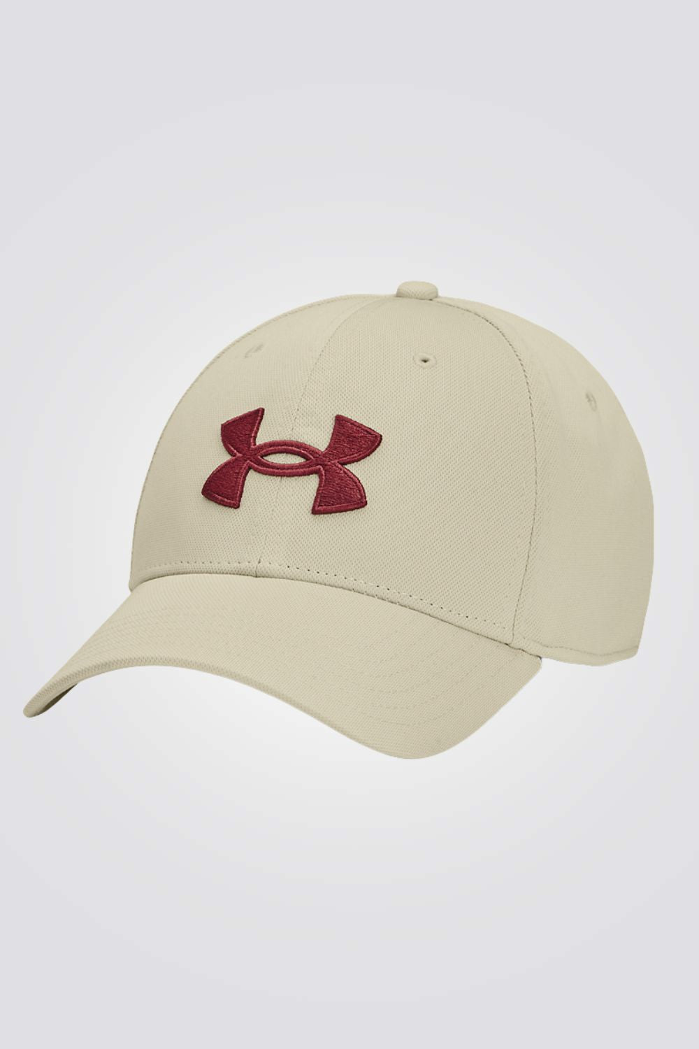 כובע מבית המותג UNDER ARMOUR, עשוי מבד נושם שמספק רכות מלאה לאורך כל היום. סרט מנדף זיעה אלסטי ששומר על הראש מאורר ומספק התאמה מושלמת.  