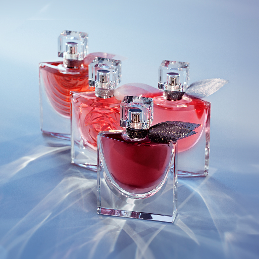 בשמים La Vie Est Belle