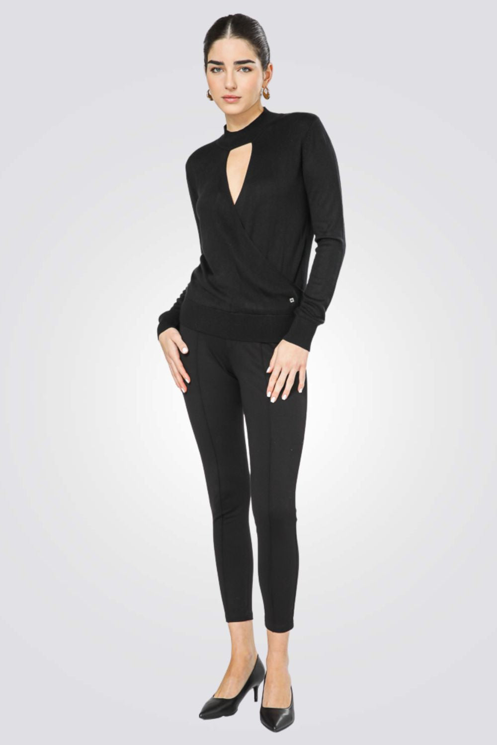 סריג דק בצבע שחור | קנת קול
