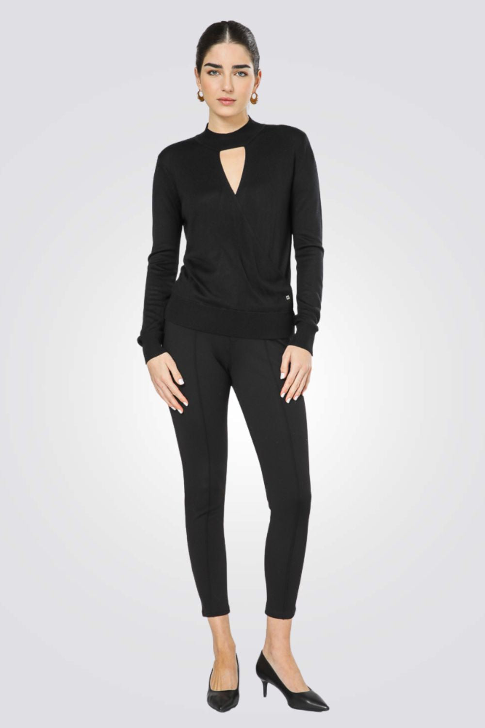 סריג דק בצבע שחור | קנת קול
