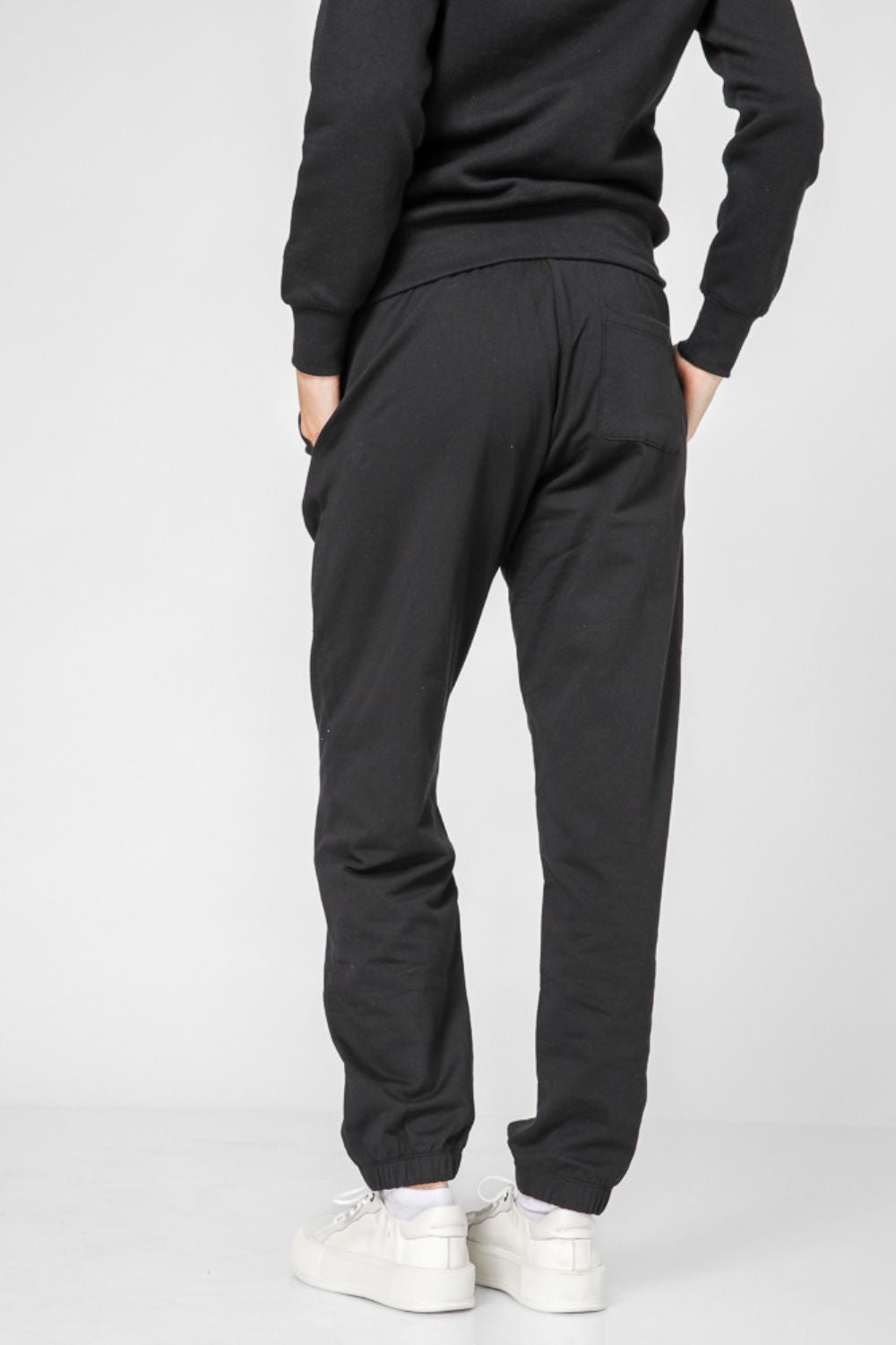 מכנסיים ארוכים לנשים LEGACY בצבע שחור