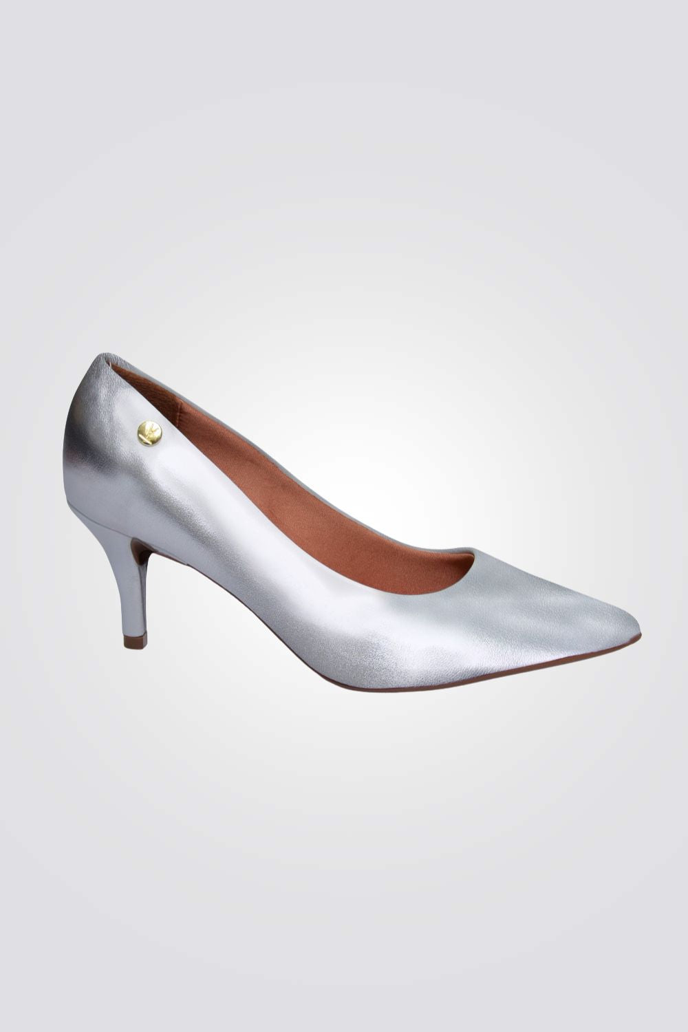 נעלי סירה עם עקב בצבע כסף