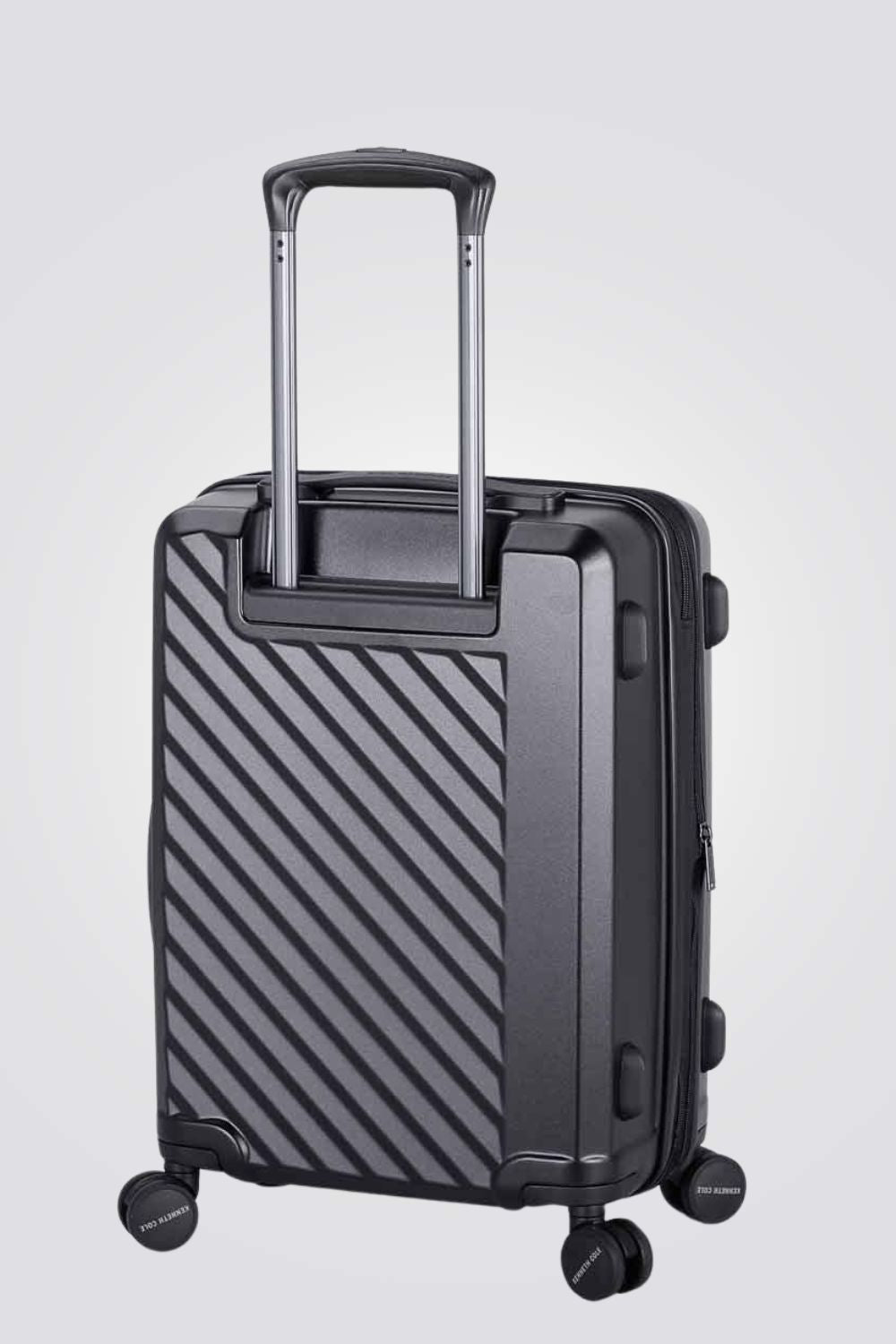 מזוודה קשיחה גדולה 28" MANHATTAN בצבע שחור