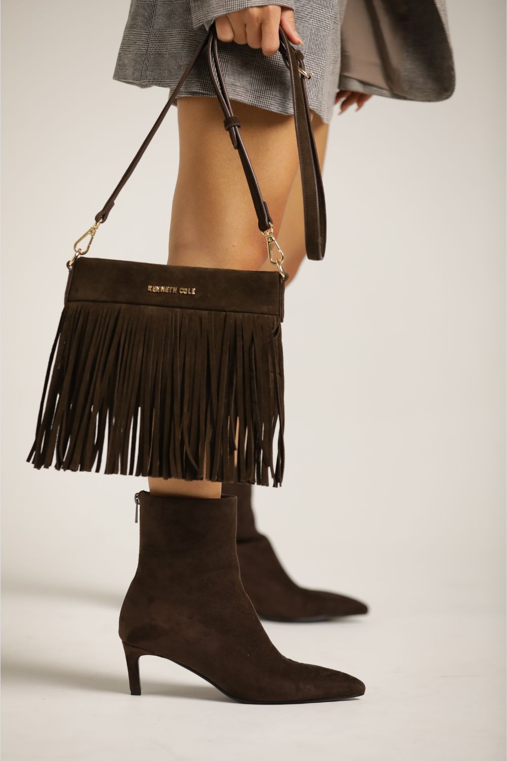 מגפוני עקב לנשים | קנת קול