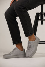 סניקרס עור אלגנטיות | קנת קול