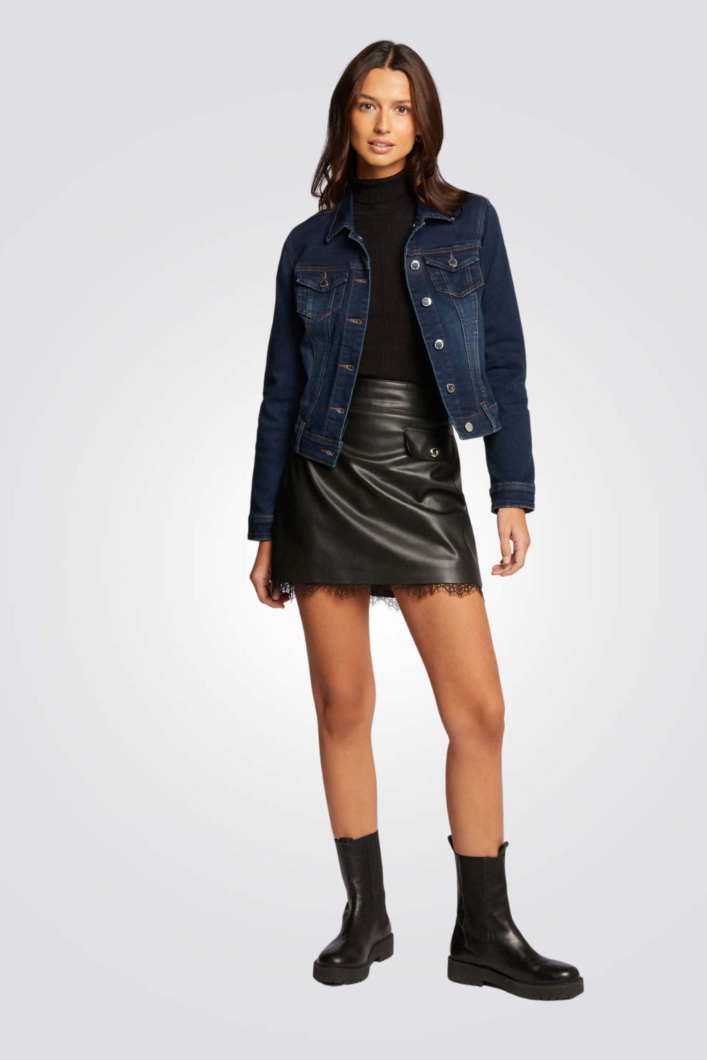 ג'קט ג'ינס בצבע כחול כהה