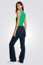 גופיה עם עיטור זהב