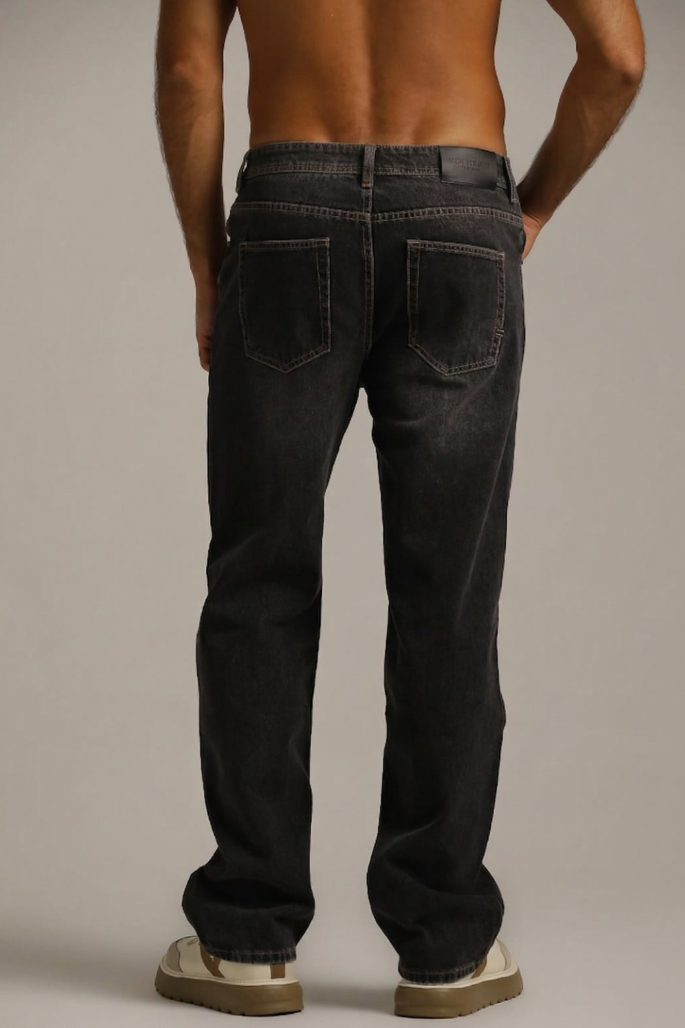 ג'ינס במראה שטוף בגזרה רחבה | קנת קול