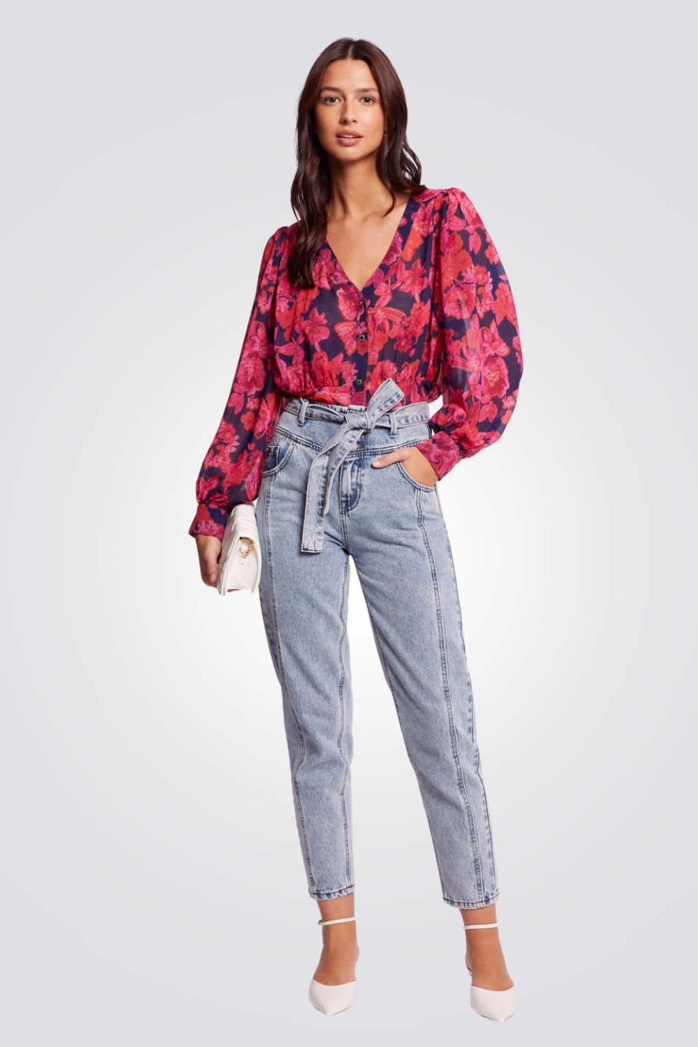 חולצה עם שרוולים ארוכים והדפס