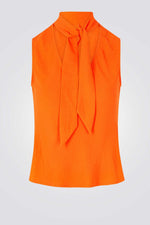 גופיה עם סרט קשירה בצבע כתום