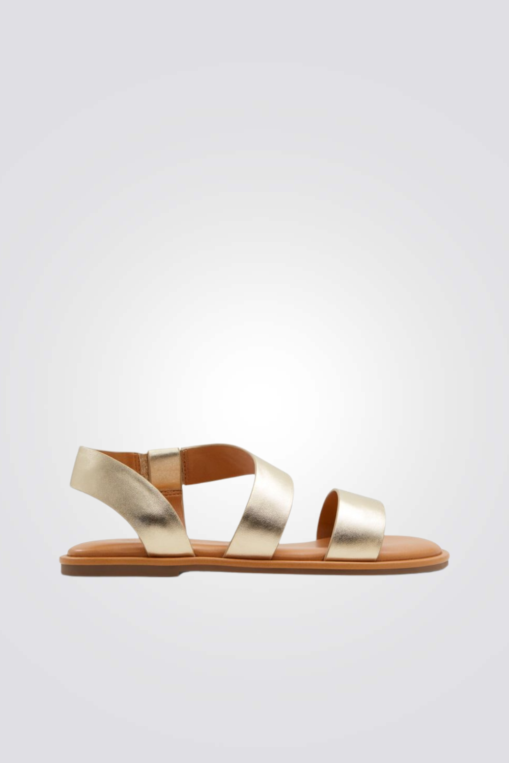 סנדל עקב בצבע זהב