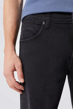 ג'ינס GREENSBORO בצבע שחור