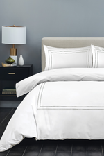 ציפית לכרית 100% כותנה סאטן בצבע לבן דגם EMMIT